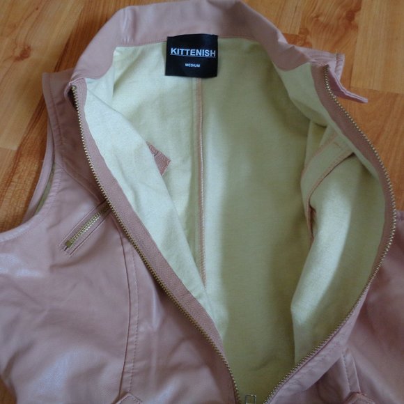 Kittenish Vegan leather romper in blush pink Jesse James Decker collection - Picture 3 of 14